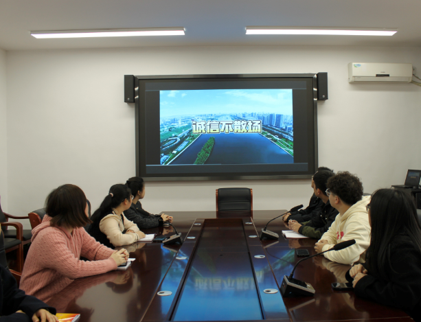 1763692014568086186.png QQ浏览器截图20251121102735.png